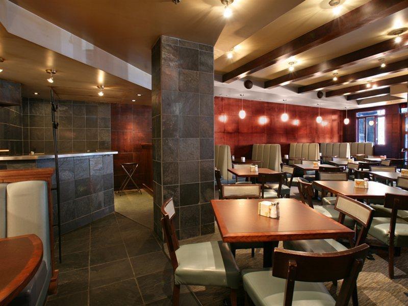 Sandman Signature Calgary Downtown Hotel Bagian luar foto
